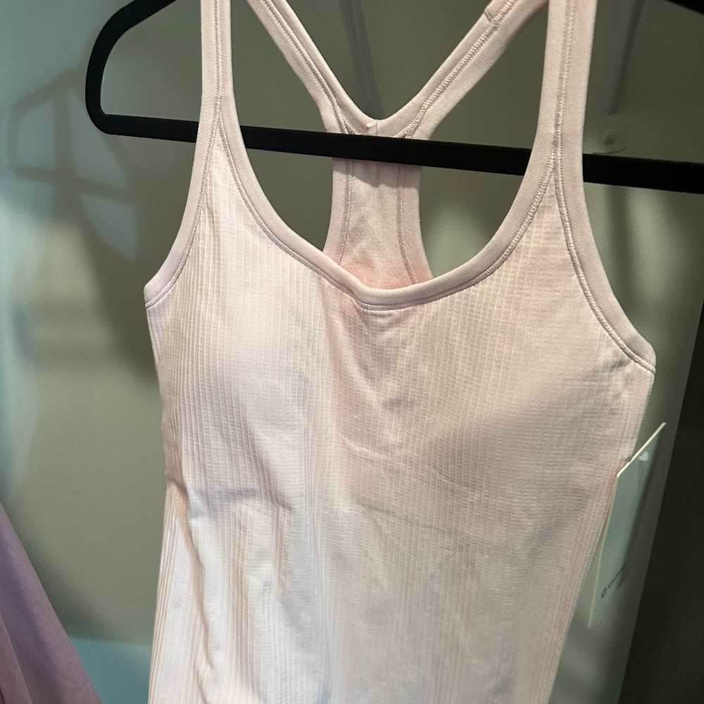 NWT EBB TO STREET TANK STRAWBERRY MILKSHAKE